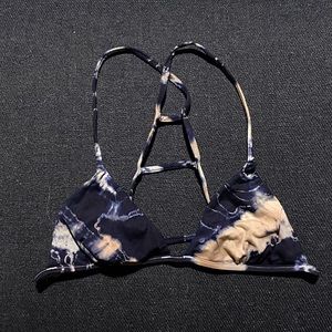 Blue Life tie dye bathing suit top small